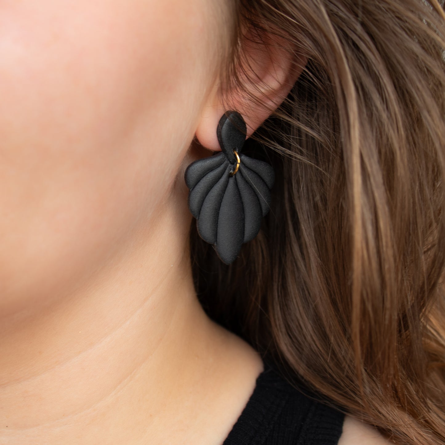 Handmade Black Shell Polymer Clay Earrings – Unique and Elegant Earrings