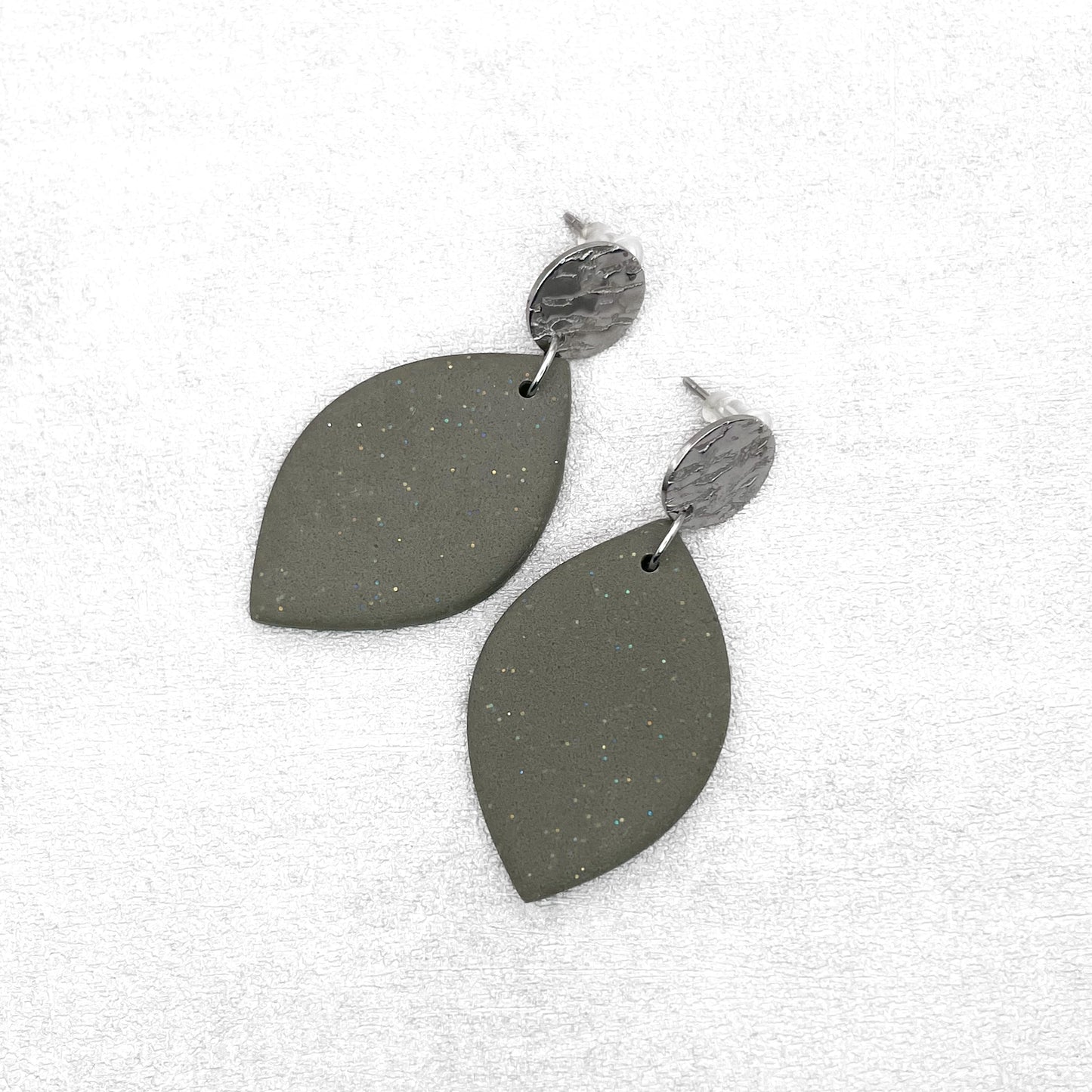 Sage green oval earrings. Handmade polymer clay earrings.