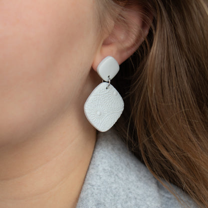 Light grey rhombus earrings. Handmade polymer clay earrings.