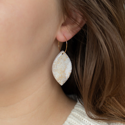 Ivory and gold oval earrings. Handmade polymer clay earrings.