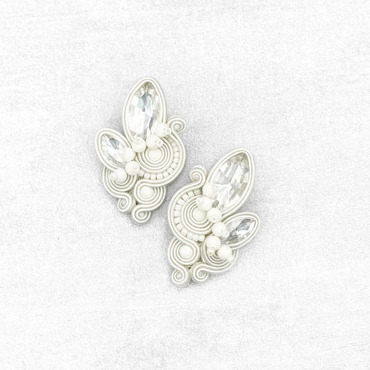 Ivory soutache earrings. Original handmade bridal earrings.