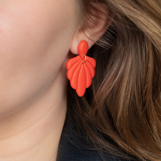 Orange red shell earrings. Handmade polymer clay earrings.